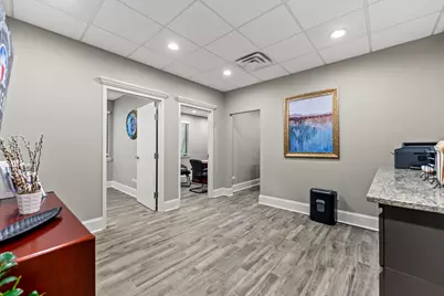 850 S McHenry Avenue #B, Crystal Lake, IL 60014 - Photo 11