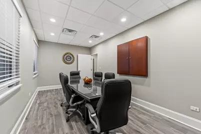 850 S McHenry Avenue #B, Crystal Lake, IL 60014 - Photo 15