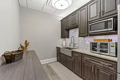 850 S McHenry Avenue #B, Crystal Lake, IL 60014 - Photo 7