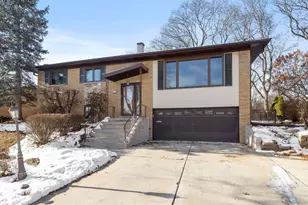 15340 Maple Dr, Oak Forest, IL 60452 - Photo 23