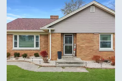 108 E Grove Street, Poplar Grove, IL 61065 - Photo 5