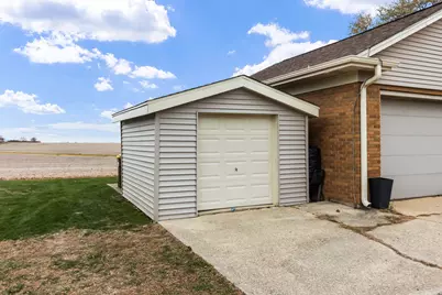 108 E Grove Street, Poplar Grove, IL 61065 - Photo 29