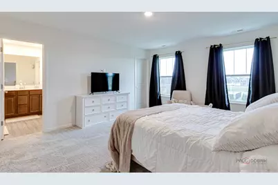 1017 Atterberg Road, South Elgin, IL 60177 - Photo 11