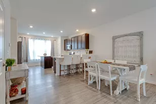 1017 Atterberg Rd, South Elgin, IL 60177 - Photo 7