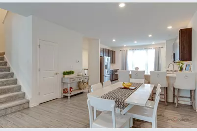 1017 Atterberg Road, South Elgin, IL 60177 - Photo 9