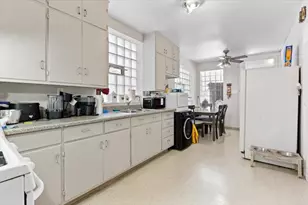 2719 W Peterson Ave, Chicago, IL 60659 - Photo 19