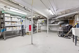 2719 W Peterson Ave, Chicago, IL 60659 - Photo 23