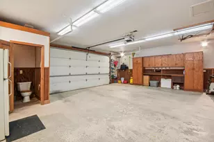 404 E Benton St, Morris, IL 60450 - Photo 35