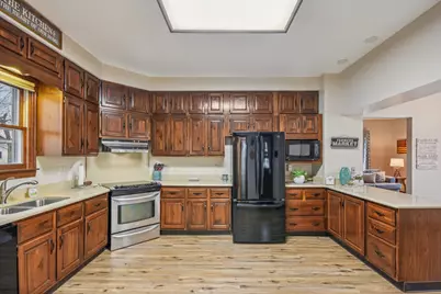 404 E Benton Street, Morris, IL 60450 - Photo 11