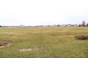 1227 Wabena Ave, Minooka, IL 60447 - Photo 25