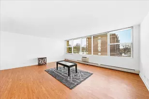 33 N Main St, Lombard, IL 60148 - Photo 5