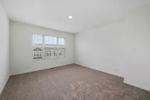 3758 Bissel Dr, Yorkville, IL 60560 - Photo 5