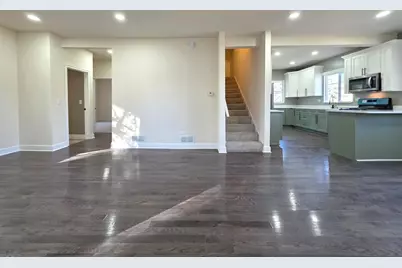 286 Hamilton Avenue, Elgin, IL 60123 - Photo 3