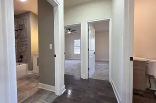 286 Hamilton Ave, Elgin, IL 60123 - Photo 15