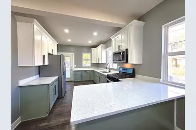 286 Hamilton Avenue, Elgin, IL 60123 - Photo 7