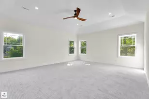 705 Glendale Rd, Glenview, IL 60025 - Photo 23