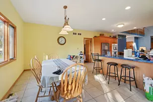 1575 Benton St, Crete, IL 60417 - Photo 17