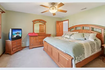 1575 Benton Street, Crete, IL 60417 - Photo 37