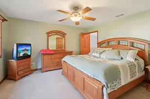 1575 Benton St, Crete, IL 60417 - Photo 37