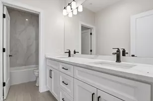 1220 Courtland Ave, Park Ridge, IL 60068 - Photo 23