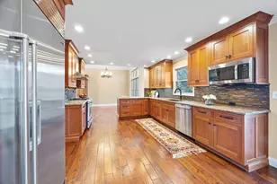 8 Burgundy Ct, Bloomington, IL 61704 - Photo 25