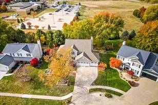 8 Burgundy Ct, Bloomington, IL 61704 - Photo 7