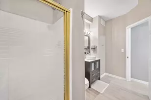 8 Burgundy Ct, Bloomington, IL 61704 - Photo 63