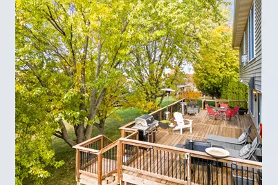 8 Burgundy Court, Bloomington, IL 61704 - Photo 11