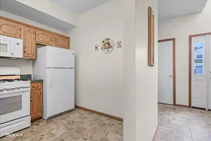 1945 Calla Dr, Joliet, IL 60435 - Photo 7