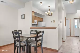 1945 Calla Dr, Joliet, IL 60435 - Photo 5