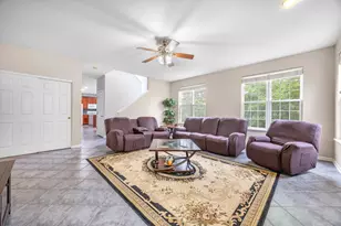 2566 Rourke Dr, Aurora, IL 60503 - Photo 7