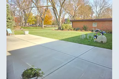 255 S West Avenue S #214, Elmhurst, IL 60126 - Photo 11