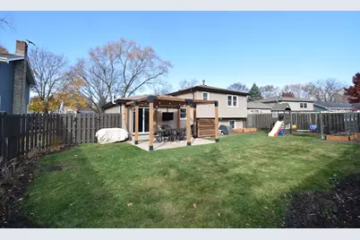 1919 Moore Avenue, Saint Charles, IL 60174 - Photo 23