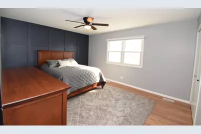 1919 Moore Avenue, Saint Charles, IL 60174 - Photo 9