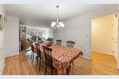 5200 Carriageway Drive #101, Rolling Meadows, IL 60008 - Photo 7