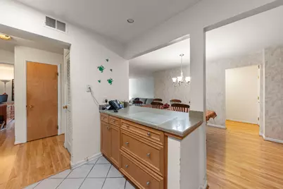 5200 Carriageway Drive #101, Rolling Meadows, IL 60008 - Photo 5