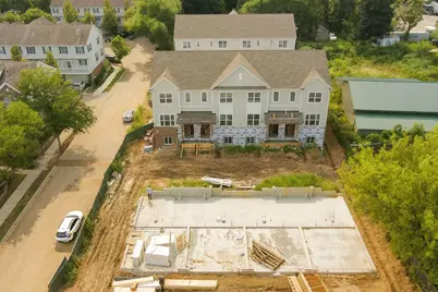 184 N East River Road, Des Plaines, IL 60016 - Photo 3