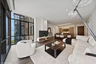 61 E Banks St, Chicago, IL 60610 - Photo 5