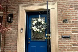 9562 S Bensley Ave, Chicago, IL 60617 - Photo 1