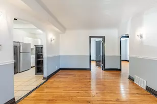 2453 W 56th St, Chicago, IL 60629 - Photo 5