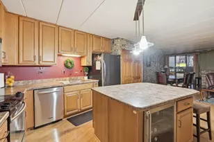 2304 Holiday Ter, Lansing, IL 60438 - Photo 13