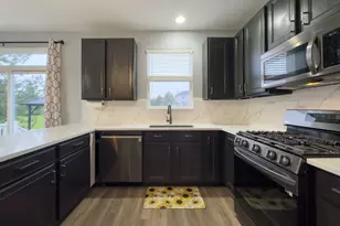 366 Copper Springs Ln, Elgin, IL 60124 - Photo 13