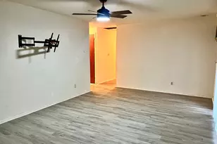 2504 Campbell Dr, Champaign, IL 61821 - Photo 7