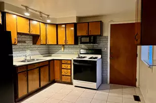 2504 Campbell Dr, Champaign, IL 61821 - Photo 11