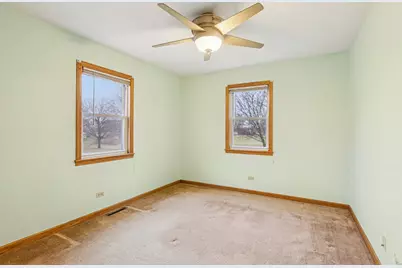 915 Beaver Pond Drive, Marengo, IL 60152 - Photo 17