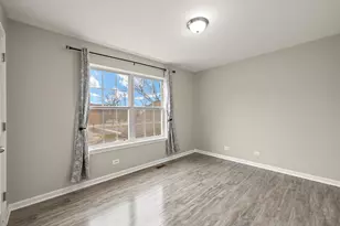 221 Mistwood Ln, Crystal Lake, IL 60014 - Photo 17