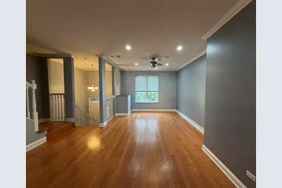 183 N Des Plaines River Road #E2, Des Plaines, IL 60016 - Photo 23