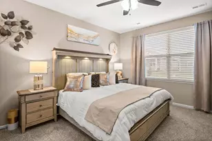 239 Durham St, North Aurora, IL 60542 - Photo 23