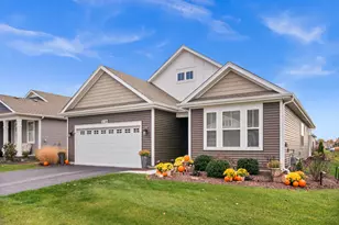 239 Durham St, North Aurora, IL 60542 - Photo 3