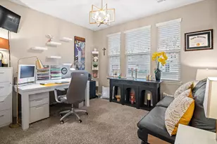 239 Durham St, North Aurora, IL 60542 - Photo 17